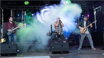 EO-Ipso, hier bei ihrem Auftritt am vergangenen Wochenende bei "Rock on Isens", sind wie immer auch beim "Scharf-Rock" dabei.