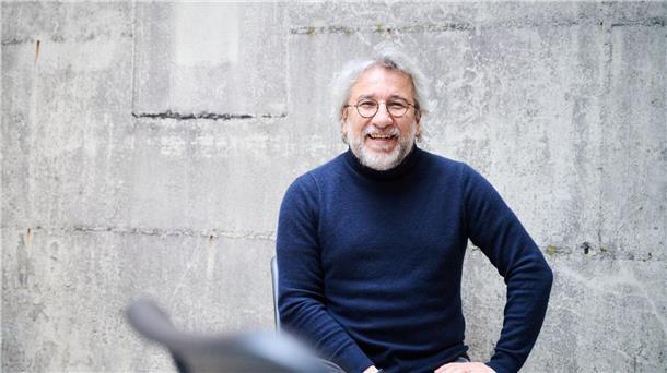 1500 Polizisten schützen Deutschlandbesuch Erdogans „Erdogan ist der Gewinner dieses Spiels, schon bevor der Besuch stattfindet“: Can Dündar.