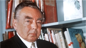 Erich Kästner: „Die Lawine hält keiner mehr auf.“
