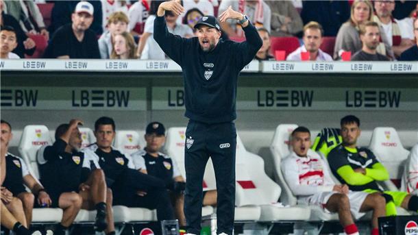 Demirovic glänzt: VfB verhindert St. Paulis Sprung auf eins Erleichtert: Sebastian Hoeneß