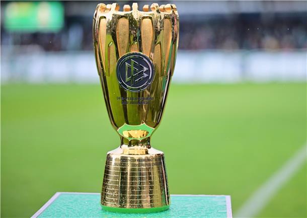 Historisch: A/O/B/H/Heeslingen empfängt im DFB-Pokal Magdeburg Erstmals tritt eine Mannschaft des JFV A/O/B/H/Heeslingen im Wettbewerb um den DFB-Pokal der U19-Junioren an.
