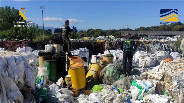 Internationale Müll-Export-Bande in Spanien zerschlagen Es geht um mindestens 41.000 Tonnen Plastikmüll. (Foto Handout)