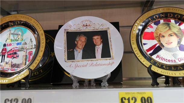 Es gibt Spekulationen um Epstein und Trump (Archivbild). 