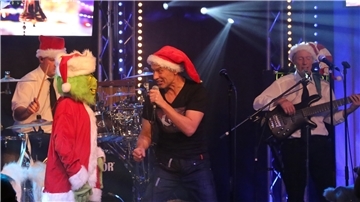 Es ist wieder so weit: Dreimal Christmas Rock in der Jahnhalle. Am Samstag geht’s los.
