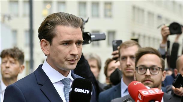 Ex-Kanzler Kurz im Scheinwerferlicht von drei Film-Dokus Es war eine rasante Kanzlerschaft des Österreichs. Gleich drei Dokumentationen beleuchte nun auf kontroverse Art die Karriere von Sebastian Kurz. (Archivbild)