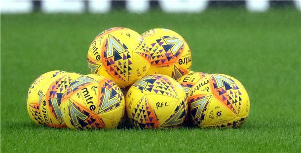 Es wird ordentlich gekickt. Die U19 des JFV A/O/B/H/H ist am Samstag im Einsatz.