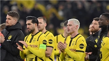 Euphorie sieht anders aus: Emre Can und seine Teamkollegen.