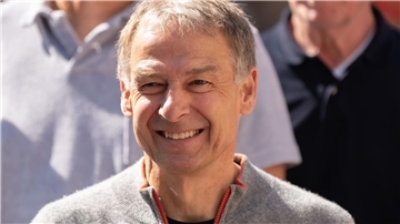 Klinsmann als Tschechien-Coach? - Verbandschef zurückhaltend Ex-Bundestrainer Jürgen Klinsmann wird mit dem vakanten Nationaltrainer-Posten in Tschechien in Verbindung gebracht. (Archivbild)