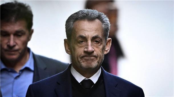 Haft für Ex-Präsident Sarkozy: Was ihn in La Santé erwartet Ex-Präsident Sarkozy hat seine Haft angetreten.