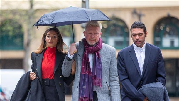 Boris Becker ist zurück - Sat.1 kündigt Interview an Ex-Tennis-Profi Boris Becker (M) mit seiner Lebensgefährtin Lilian De Carvalho Monteiro und Sohn Noah in London.