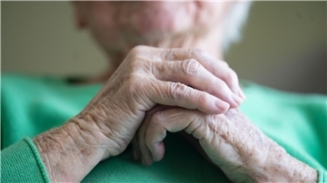 Experten gehen davon aus, dass bis 2030 die Zahl der Pflegebedürftigen auf bis zu 5,75 Millionen steigen wird.