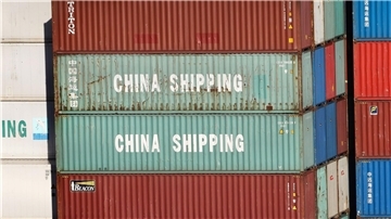 Experten schließen nicht aus, dass China nach acht Jahren in Folge in diesem Jahr seine Stellung als Deutschlands wichtigster Handelspartner an die USA verlieren könnte.