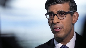 Experten zufolge verstärkt sich der Eindruck verstärkt sich, dass der Premier den eigenen Laden nicht im Griff hat: Rishi Sunak.