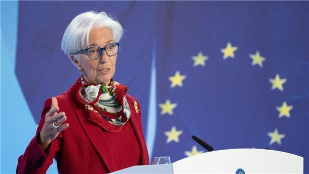 EZB-Präsidentin Christine Lagarde will weiter gegen die hohe Inflation ankämpfen.