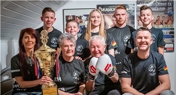 Familie Schroth aus Spaden fiebert mit Pascal mit und drückt die Daumen.