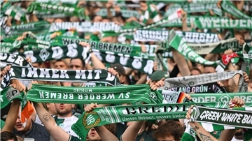 Fans von Werder Bremen. (Archiv) 