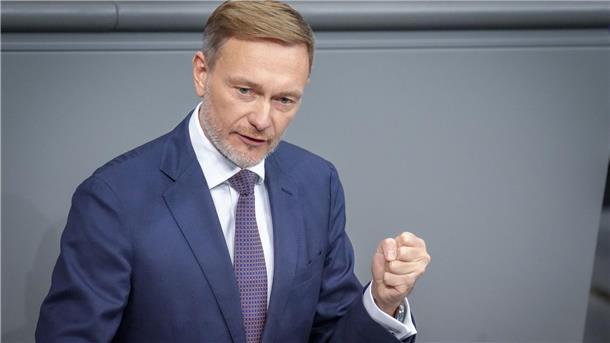 Elf Zitate: Was die deutsche Politik 2024 bewegte FDP-Chef Christian Lindner lässt die Vorwürfe des Kanzlers nicht auf sich sitzen. (Archivbild)