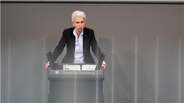FDP-Verteidigungspolitikerin Marie-Agnes Strack-Zimmermann kritisiert das Vorgehen des Kanzlers.