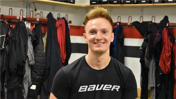 Physiotherapeut Felix Hampel: „Wir lachen sehr, sehr viel“ Felix Hampel, Physiotherapeut bei den Fischtown Pinguins