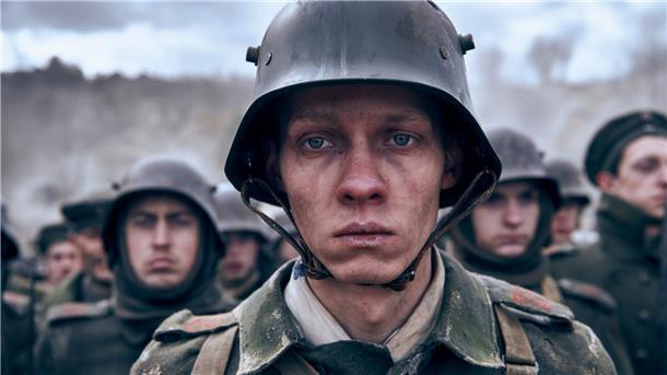 Europäischer Filmpreis für „Im Westen nichts Neues“ Felix Kammerer in einer Szene aus „Im Westen nichts Neues“.
