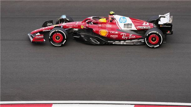 Ferrari-Stars Hamilton und Leclerc in China disqualifiziert Ferrari-Fahrer Lewis Hamilton auf der Strecke in China.