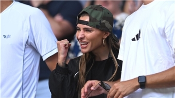 Fiebert während der Australian Open mit ihrem Freund Alexander Zverev mit: Sophia Thomalla