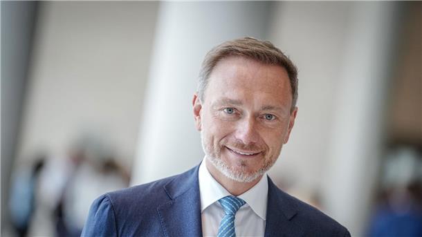 Verbände fordern von Lindner deutlich mehr Entlastung Finanzminister Christian Lindner hat ein Steuerpaket geschnürt, das die Wirtschaft entlasten soll.