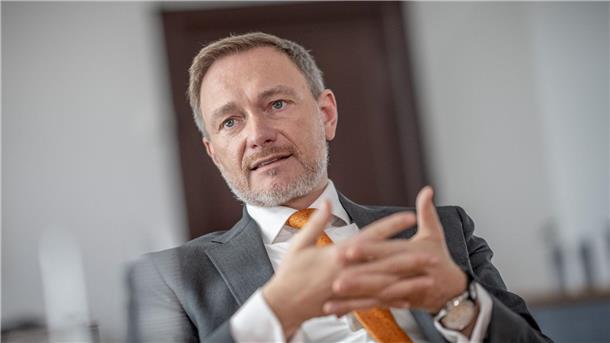 Lindner: Milliarden-Spielraum für Verteidigungsetat ab 2028 Finanzminister Christian Lindner sieht ab 2028  finanzielle Spielräume für den Verteidigungsetat.