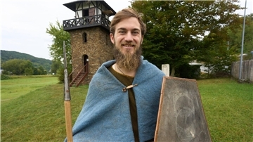 Finn Garvey will einen ungewöhnlichen Rekord aufstellen.
