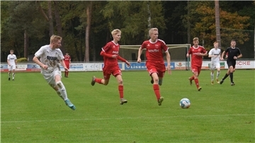 Finn Wendler (links) erzielte gegen den HSC Hannover einmal mehr den entscheidenden Treffer für AOBHH.