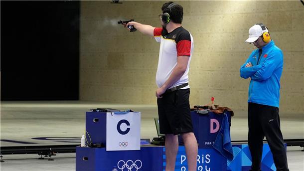 Peter verfehlt im Stechen Bronze mit Schnellfeuerpistole Florian Peter eine Medaille bei den Olympischen Spielen knapp verpasst.