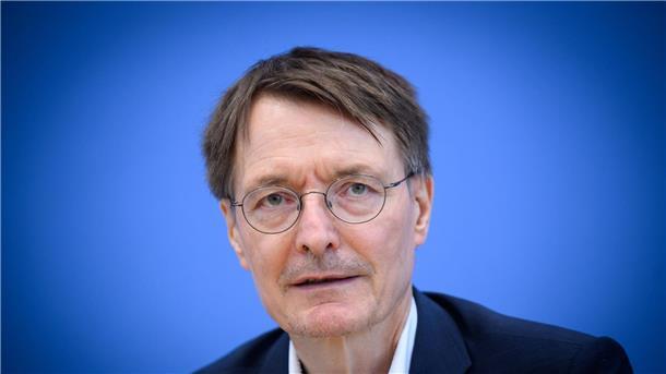 Bürgermeister lädt Lauterbach nach Rimini ein Folgt Gesundheitsminister Karl Lauterbach der Einladung nach Rimini?