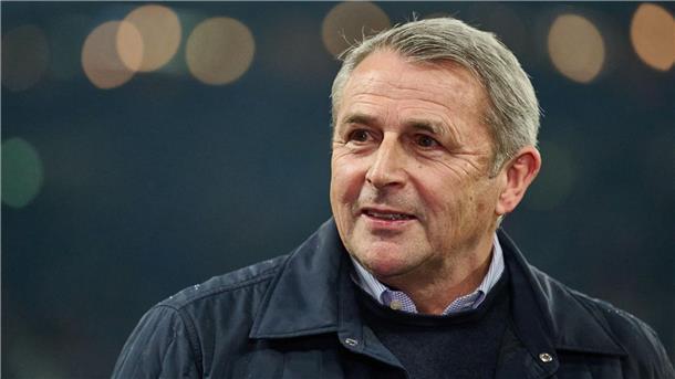 Fortunas Sportvorstand Klaus Allofs verpflichtete noch einen Abwehrspieler. 