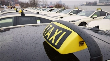 FreeNow konzentriert sich auf das Geschäft mit Taxis und erreicht damit die Gewinnzone.