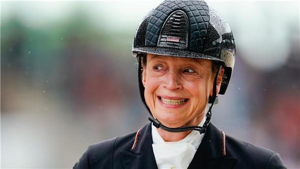 Freut sich über den Erfolg und ihre Olympia-Teilnahme: Dressurreiterin Isabell Werth.