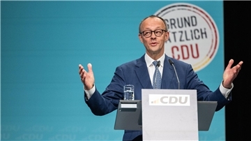 Friedrich Merz möchte sich von den 1001 Delegierten zum ersten Mal im Amt bestätigen lassen.