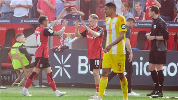 Fünf Wochen nach seiner gegen Bremen erlittenen Innenbandverletzung gab der 21 Jahre alte Nationalspieler sein Comeback. 