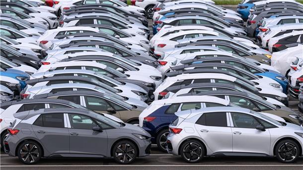 Für den Umbau zur reinen E-Auto-Fabrik wurden rund 1,2 Milliarden Euro am Standort investiert. (Archivbild) 