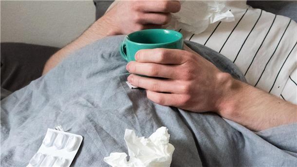 Grippewelle in Deutschland hat begonnen: RKI rät zur Impfung Für die Wochen zwischen dem 18. und dem 31. Dezember seien bislang knapp 9000 Grippefälle an das RKI übermittelt worden, heißt es.
