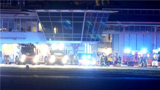 Flugausfälle nach Kabelbrand am Flughafen Stuttgart Für rund eine Stunde war der Flugbetrieb am Flughafen Stuttgart komplett unterbrochen.