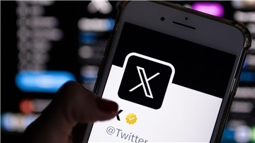 Für rund vier Jahre war politische Werbung auf der Online-Plattform X (ehemals Twitter) nicht zugelassen.