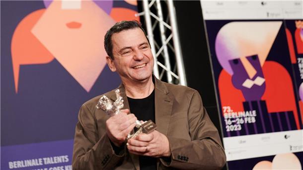 Regisseur Petzold sitzt dieses Jahr in Berlinale-Jury Für seinen Film „Roter Himmel“ ist Christian Petzold mit dem Großen Preis der Jury ausgezeichnet worden.