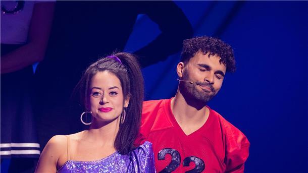 Tiktok-Star Younes Zarou bei „Let’s Dance“ raus Für TikTok-Star Younes Zarou und Profitänzerin Malika Dzumaev hat es sich bei „Let’s Dance“ ausgetanzt.