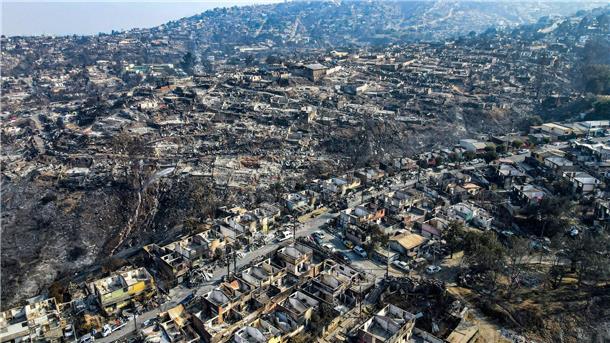 Zahl der Toten bei Waldbränden in Chile steigt auf 112 Ganze Stadtviertel von Viña del Mar sind niedergebrannt.