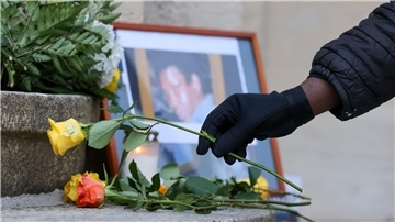 Gedenken an den am 7. Januar 2005 in einer Gewahrsamszelle der Dessauer Polizei ums Leben gekommenen Oury Jalloh (Archivbild).