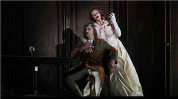  Macbeth (Marian Pop) und Lady Macbeth (Signe Heiberg) 