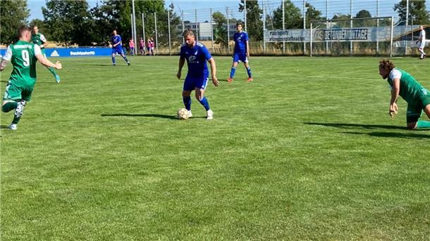 Gegen die aufmerksamen und zweikampfstarken Spieler des HSC blieben die Offensivbemühungen von Pattensen erfolglos.