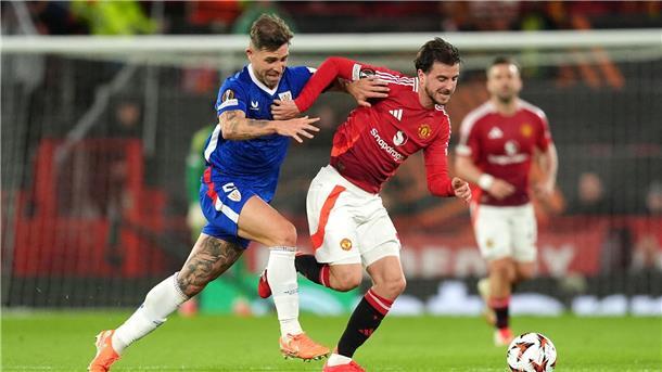 Dopingverstoß: Spanischer Fußballprofi gesperrt Gegen Manchester United wurde Yeray Álvarez (l) - hier im Zweikampf mit Mason Mount - vergangene Saison positiv getestet.