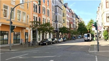 Gemeinsam entschieden sich die Gewerbetreibenden der „Alten Bürger“ für eine Kontrolle durch das Ordnungsamt. Sie wollen Fehlern in den Corona-Schutzmaßnahmen vorbeugen.