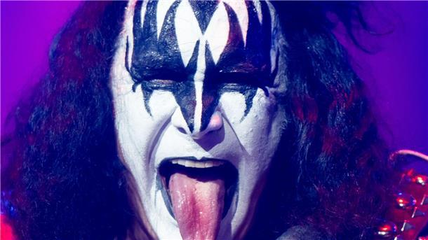 50 Jahre Kiss: Am Anfang kamen nur zehn Zuschauer Gene Simmons von Kiss 2022 beim europäischen Tourauftakt der Band in der Westfalenhalle.